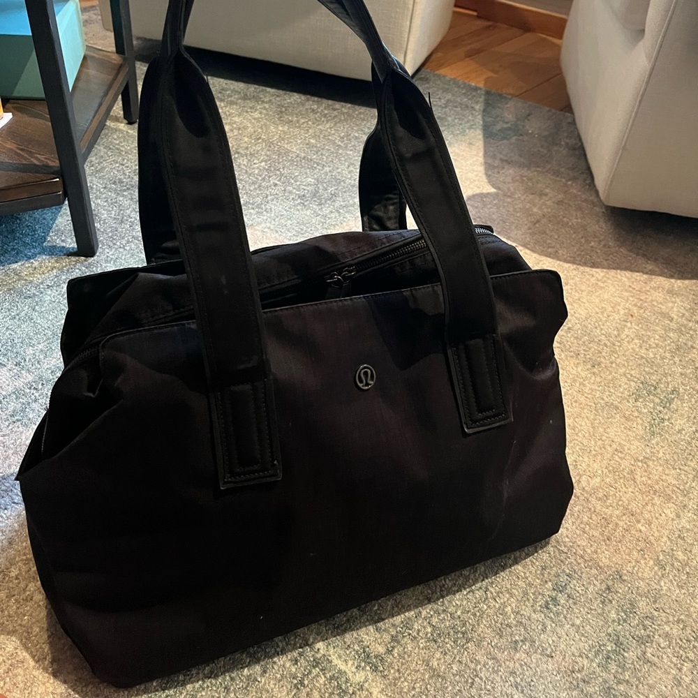 Lululemon bag